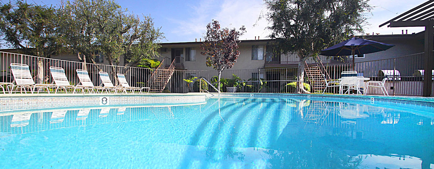This image shows the Colony Frontera Apartments swimming pool